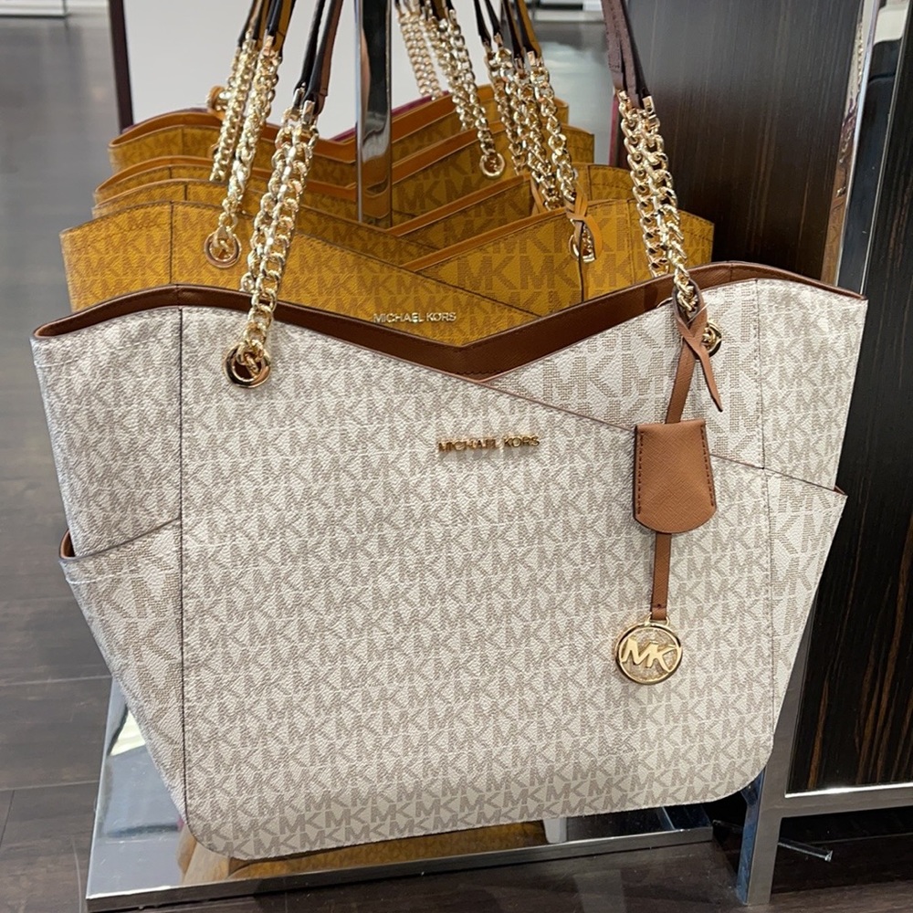 MICHAEL KORS LARGE X CHAIN LOGO SHOULDER BAG - Picture 3 of 16